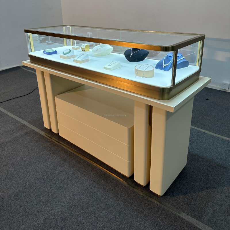 Vetrina Espositiva per Gioiell - Jewelry Store For Watches recensione e prezzo